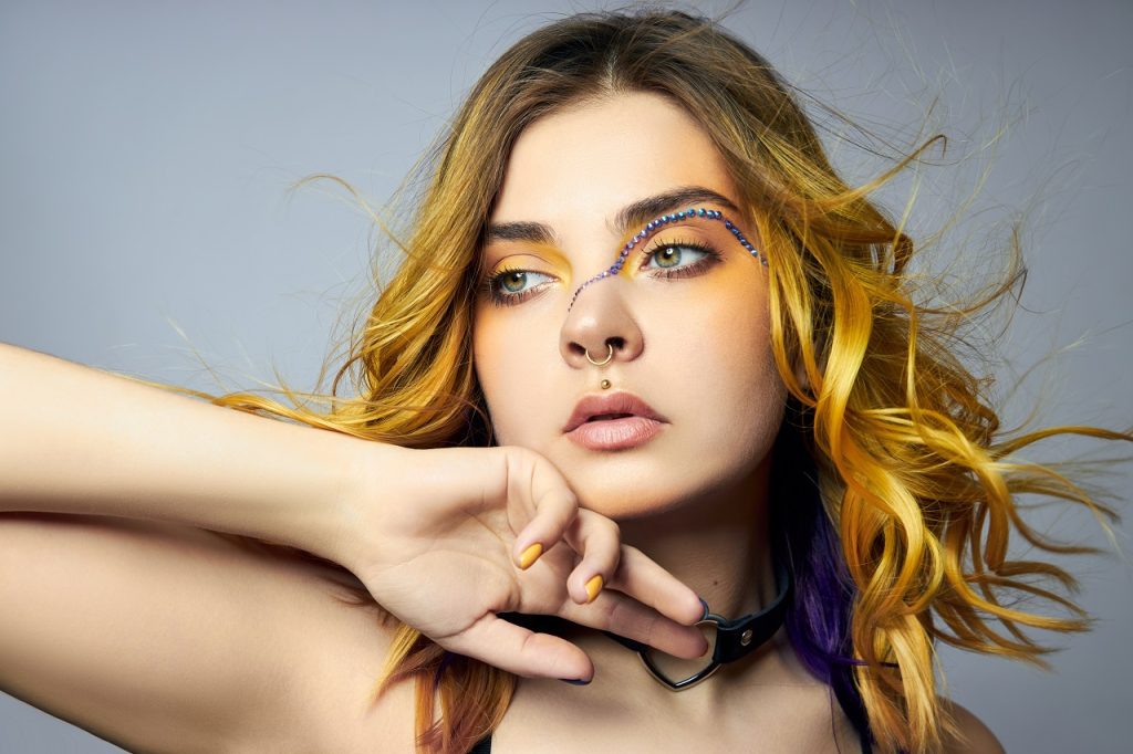 cheveux-couleur-jaune